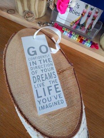 Tekstbord Dreams grijs